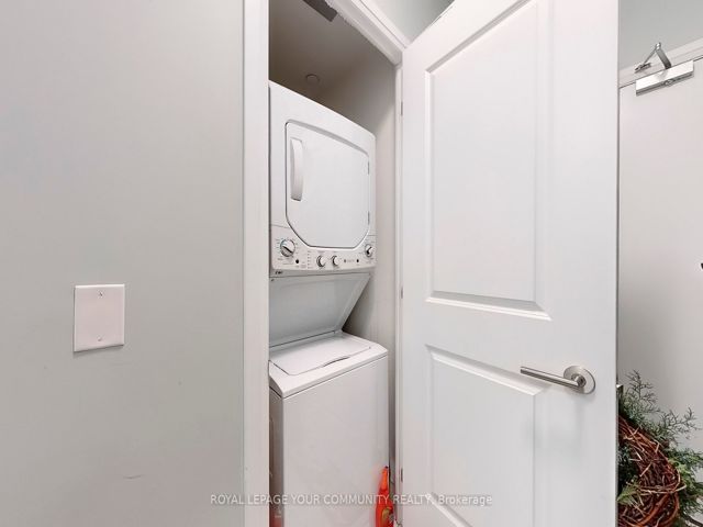 502 - 1630 Queen St E