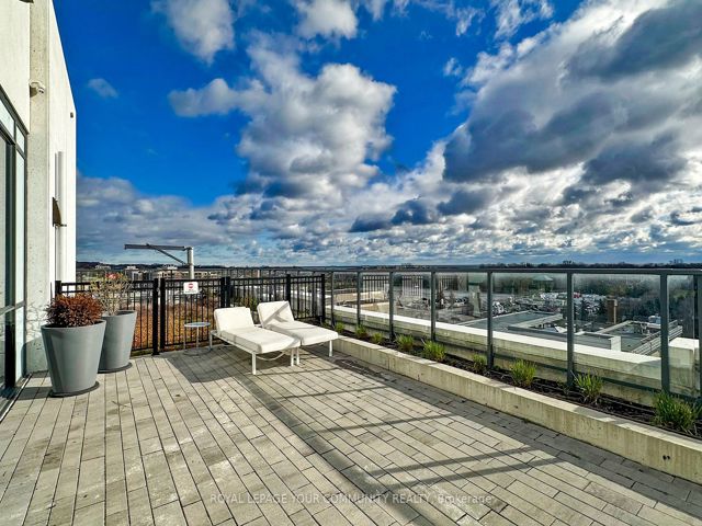 502 - 1630 Queen St E