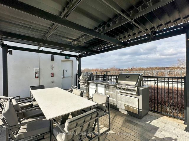502 - 1630 Queen St E