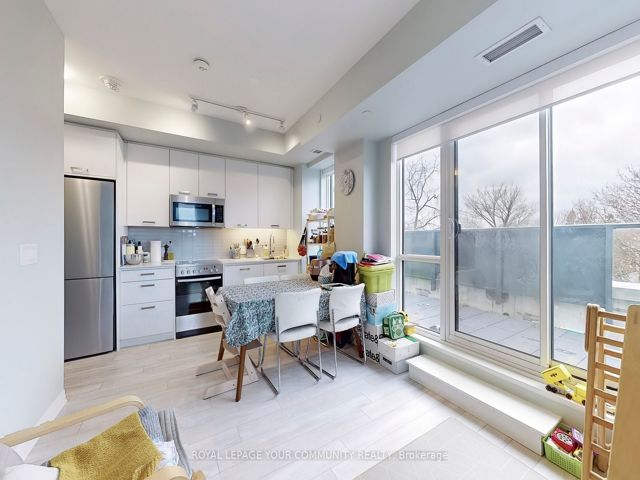 502 - 1630 Queen St E
