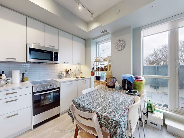 502 - 1630 Queen St E
