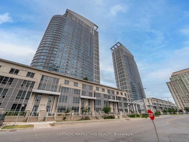 903 - 38 Lee Centre Dr