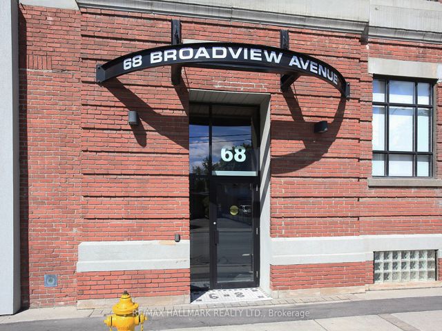 406 - 68 Broadview Ave