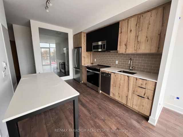 204 - 1350 Ellesmere Rd