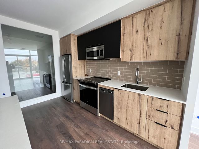 204 - 1350 Ellesmere Rd