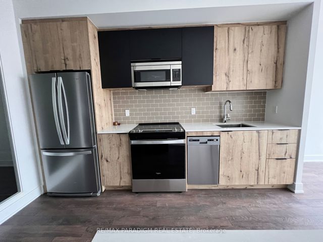 204 - 1350 Ellesmere Rd