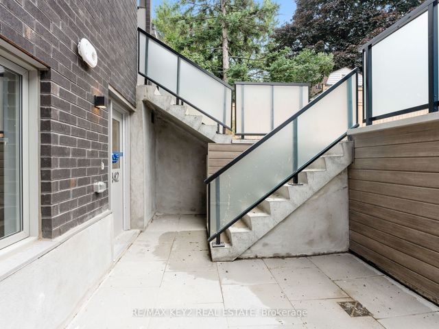 442 - 2789 Eglinton Ave E