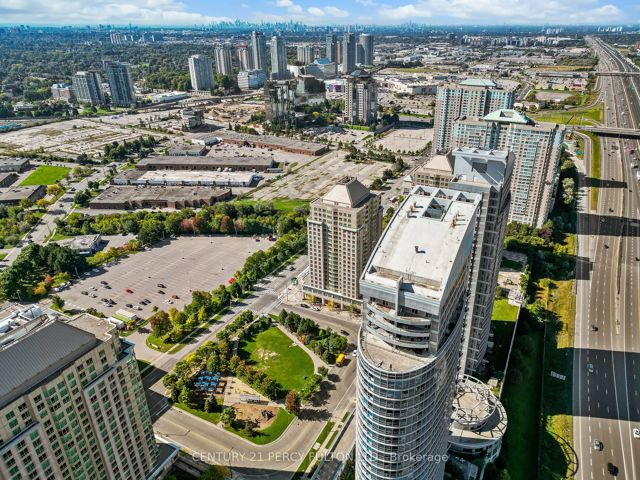 3310 - 36 Lee Centre Dr