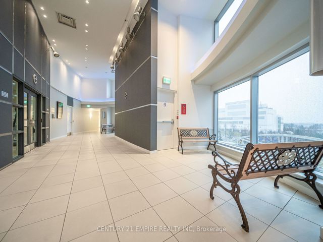 3002 - 36 Lee Centre Dr