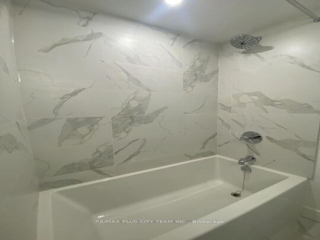 BlkA#12 - 176 CLONMORE Dr
