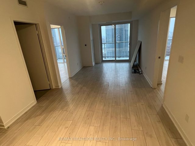 2008 - 2033 Kennedy Rd