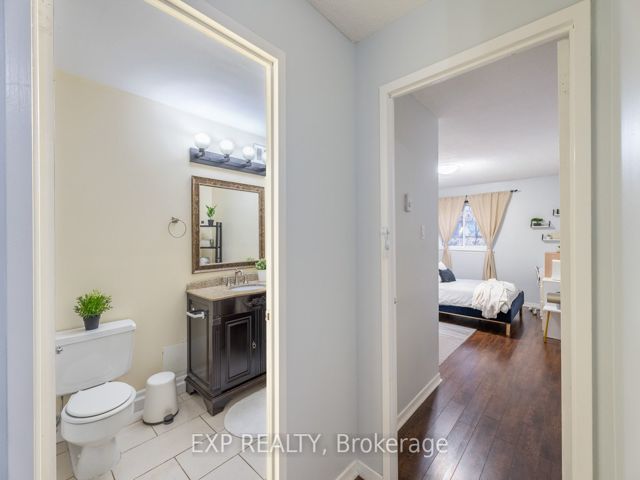 35 - 120 Ling Rd