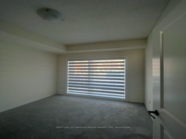 6 - 155 Tapscott Rd