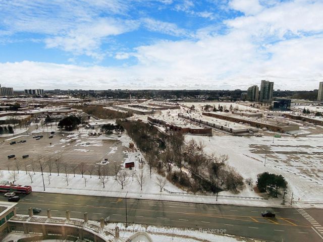 2007 - 18 Lee Centre Dr