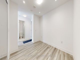 610 - 3220 Sheppard Ave E