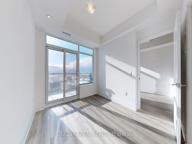 610 - 3220 Sheppard Ave E