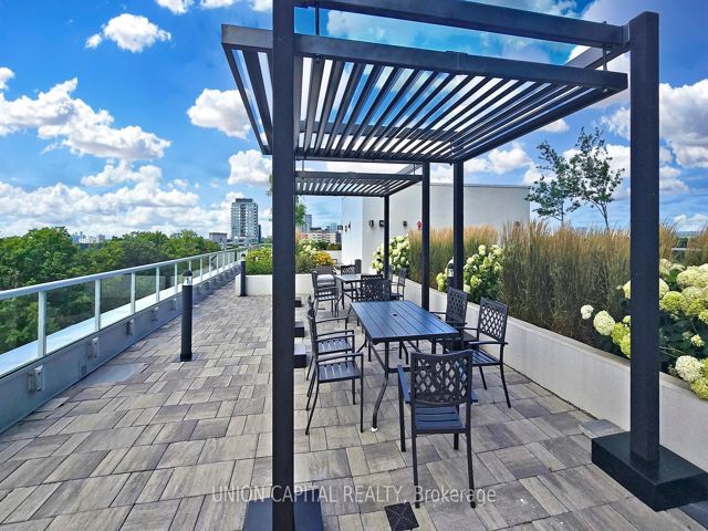 610 - 3220 Sheppard Ave E