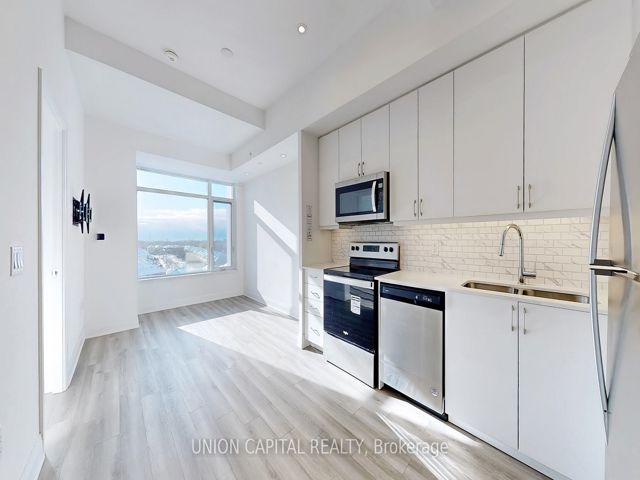 610 - 3220 Sheppard Ave E