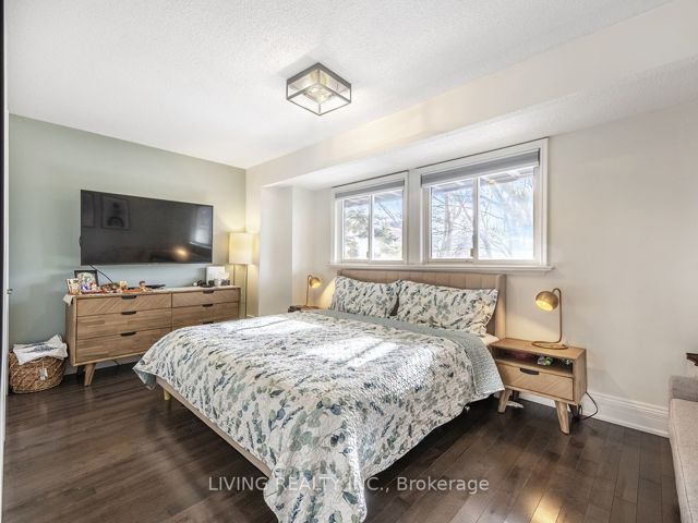 7 - 155 Woodbine Ave