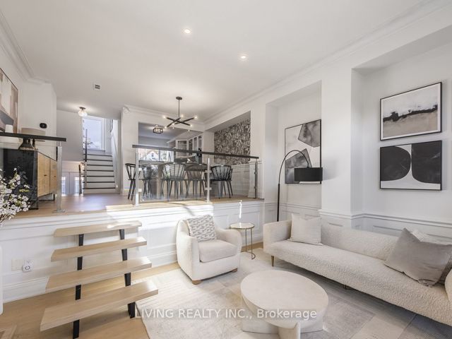 7 - 155 Woodbine Ave