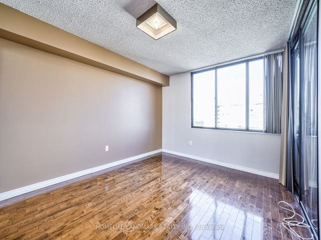 2105 - 2330 Bridletowne Circ