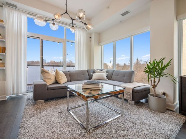 PH4 - 580 Kingston Rd