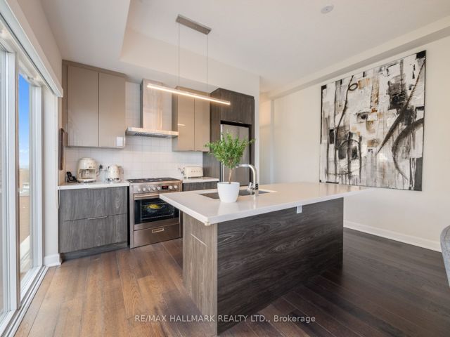 PH4 - 580 Kingston Rd