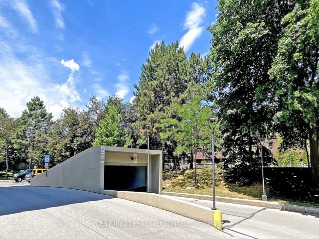 701 - 40 Bay Mills Blvd