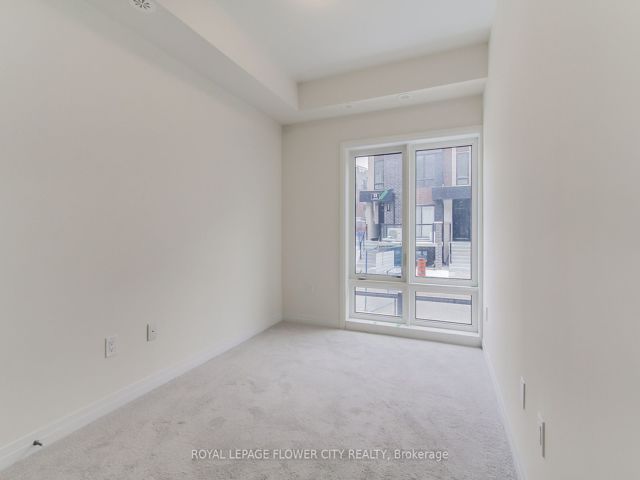 14 - 245 McLevin Ave