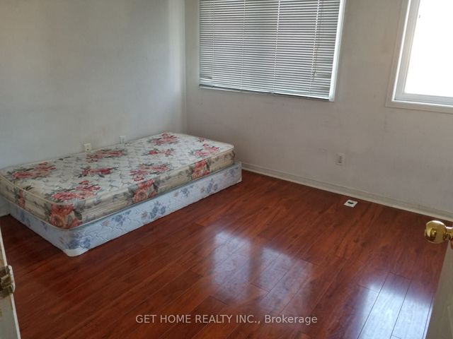 106 - 19 Rosebank Dr