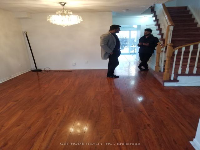 106 - 19 Rosebank Dr
