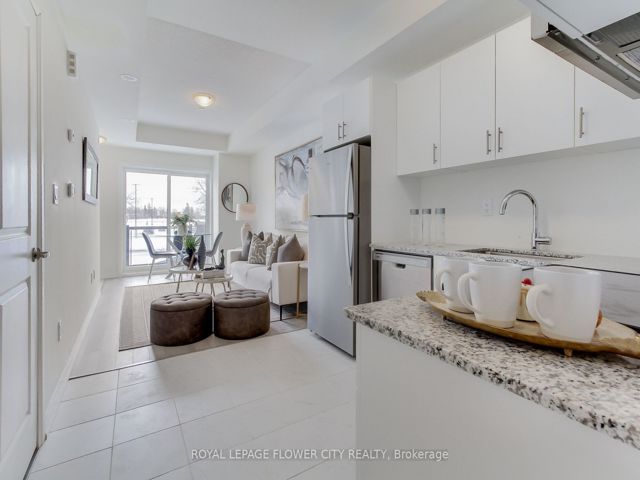 10 - 165 Tapscott Rd W
