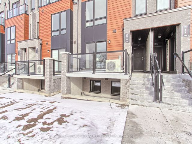 10 - 165 Tapscott Rd W