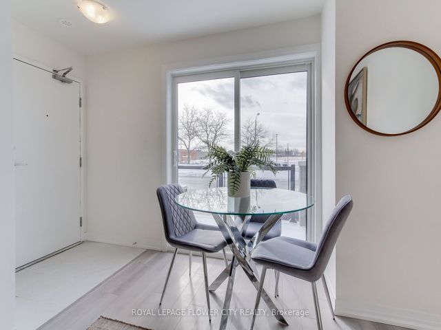 10 - 165 Tapscott Rd W