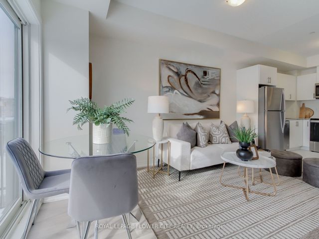 10 - 165 Tapscott Rd W