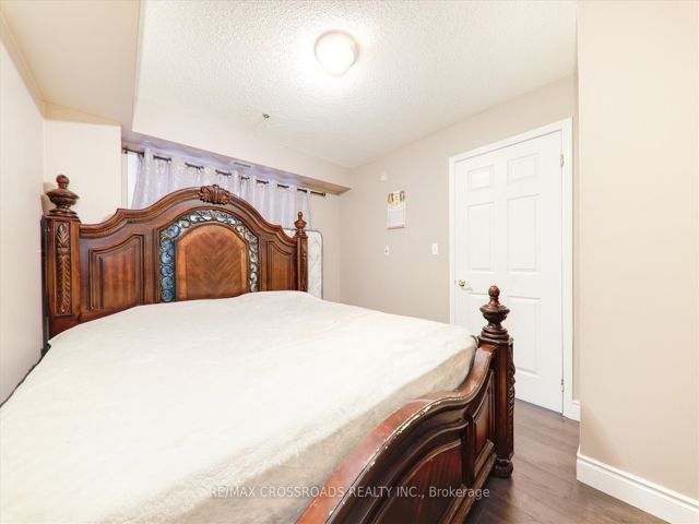 315 - 5235 Finch Ave