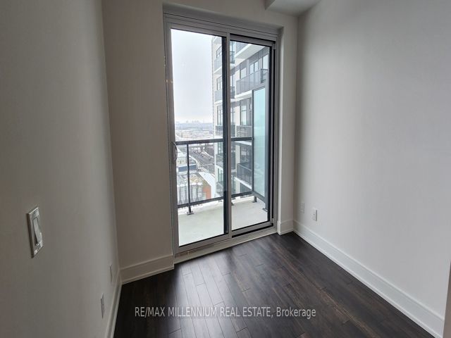 1216 - 1350 Ellesmere Rd