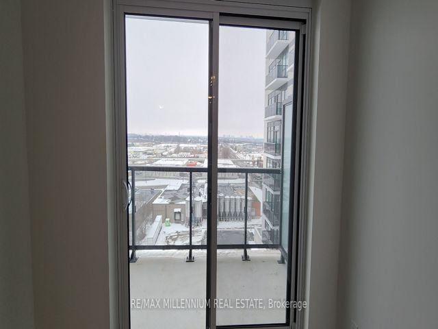 1216 - 1350 Ellesmere Rd