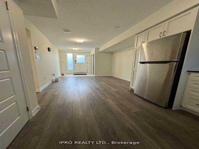 519 - 2791 Eglinton Ave E