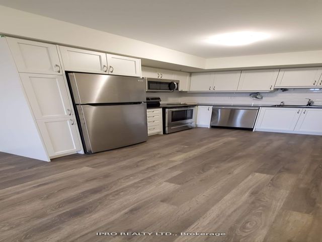 519 - 2791 Eglinton Ave E