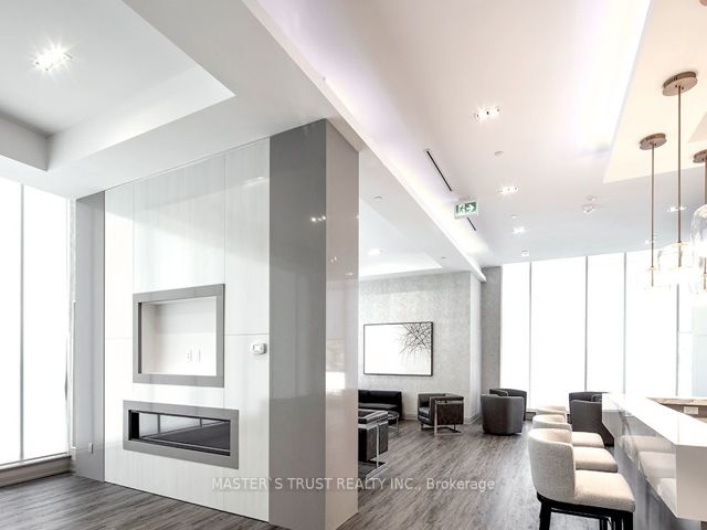 706 - 3121 Sheppard Ave E