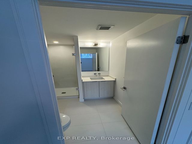 1 - 180 Clonmore Dr
