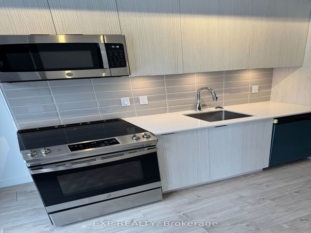 1 - 180 Clonmore Dr