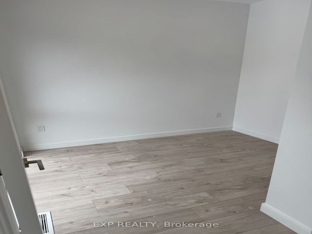 1 - 180 Clonmore Dr