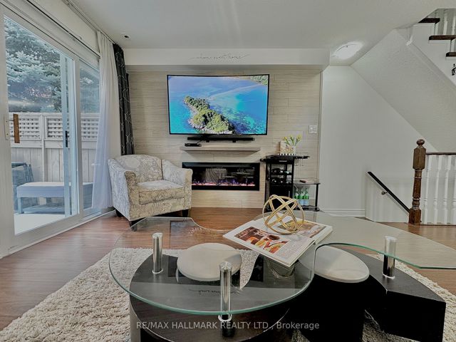 1107 - 28 Rosebank Dr