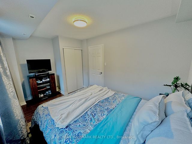 1107 - 28 Rosebank Dr