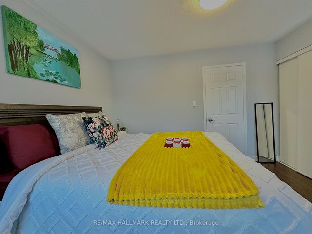 1107 - 28 Rosebank Dr
