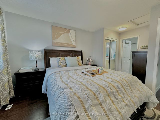 1107 - 28 Rosebank Dr