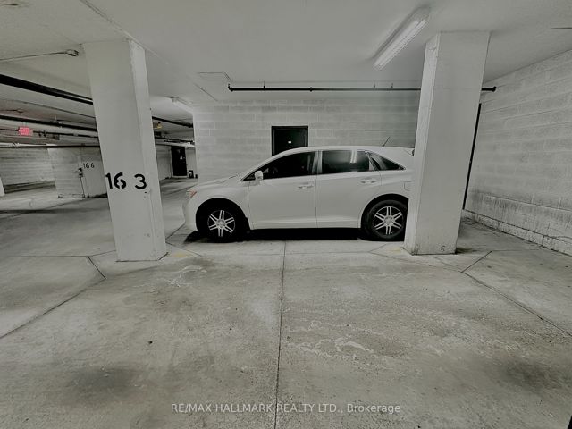 1107 - 28 Rosebank Dr