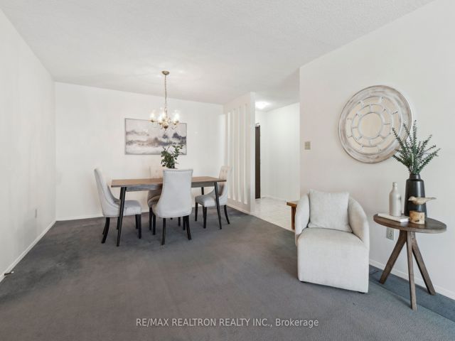 1911 - 2350 Bridletowne Circ